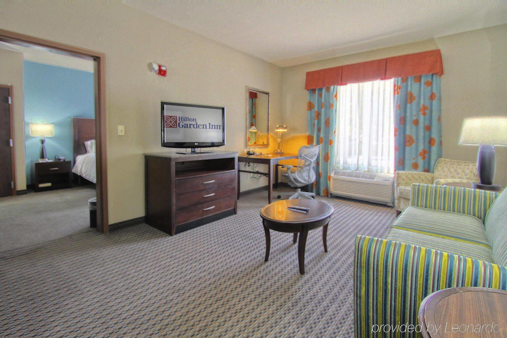 Hilton Garden Inn Midtown Tulsa Habitación foto